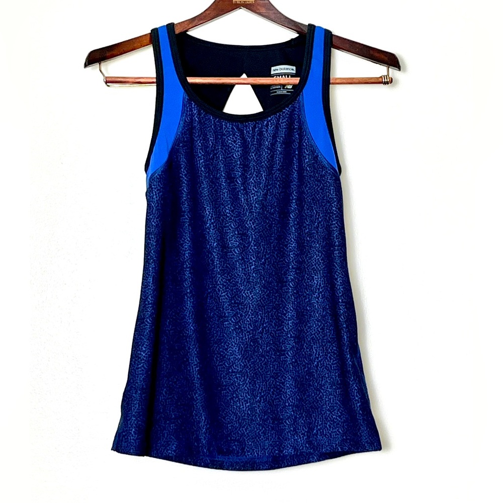 New Balance‎ Tank Top Women’s Small Blue Built In Bra Workout Gym Lightening Dry